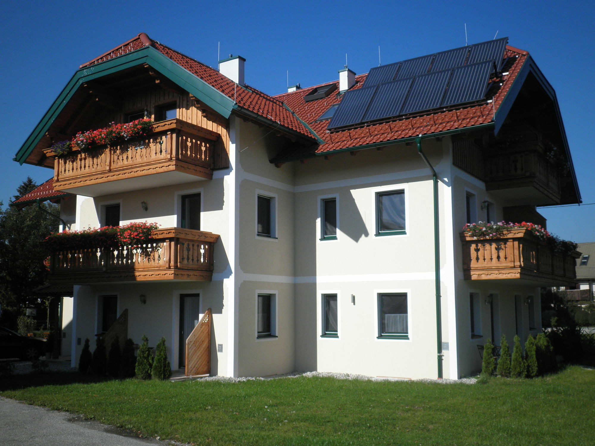 Pension Ballwein Salzburg Exterior photo